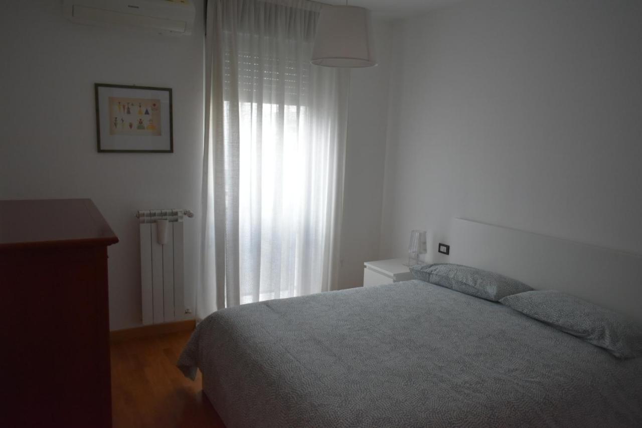 Ferienwohnung House Promenade Santa Giulia Mailand Exterior foto
