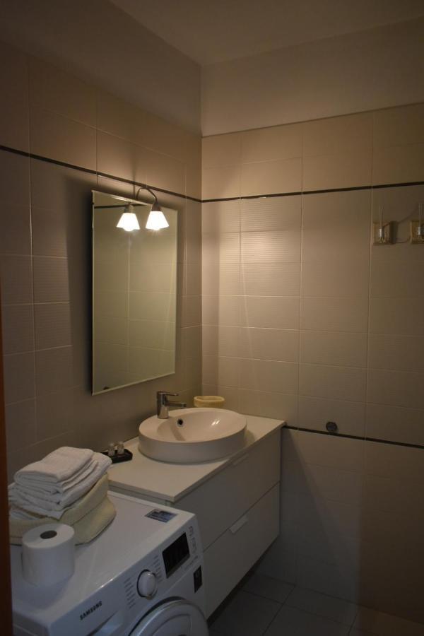 Ferienwohnung House Promenade Santa Giulia Mailand Exterior foto